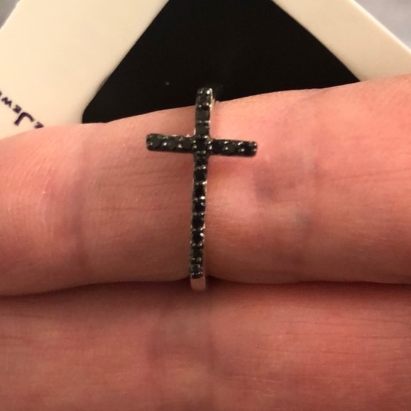 SAVVY CIE sterling & black diamond cross ring sz 7 - NEW! - Picture 3 of 7